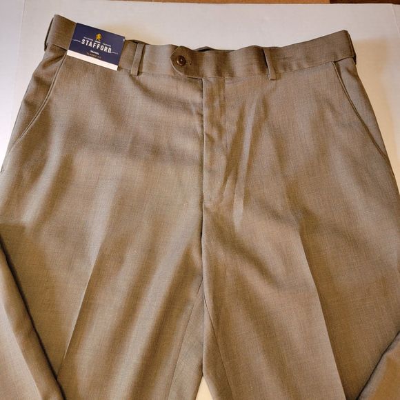 Stafford Classic Fit - Brown Men's Slacks - Size 36x32 - NWT - Picture 4 of 7